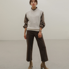 Load image into Gallery viewer, Knit Vest - Roundneck
