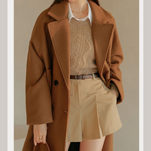 Load image into Gallery viewer, Raglan Wool Blend coat
