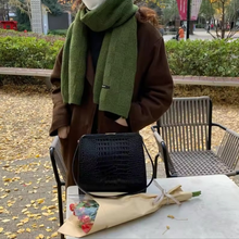 Load image into Gallery viewer, Long Knitted Scarf - Weave Pattern
