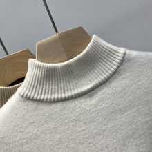 Load image into Gallery viewer, Ribbed Cashmere Longsleeves - Mockneck
