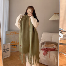 Load image into Gallery viewer, Plain Tassel Scarf
