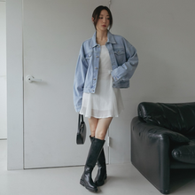 Load image into Gallery viewer, Semi-Oversized Denim Jacket
