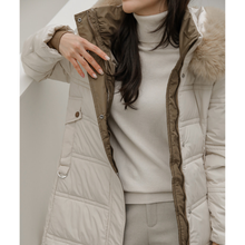 Load image into Gallery viewer, Belted Long Bubble Jacket with Faux Fur
