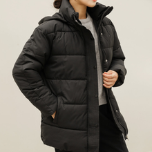Load image into Gallery viewer, Belted Puffer Jacket with Hood
