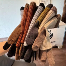 Load image into Gallery viewer, Two-tone Knit Gloves
