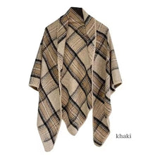 Load image into Gallery viewer, Triangle Plaid Scarf
