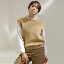 Load image into Gallery viewer, Knit Vest - Roundneck
