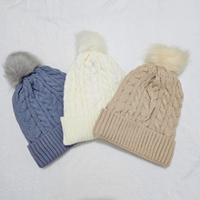 Load image into Gallery viewer, Pompom Fleece Beanie
