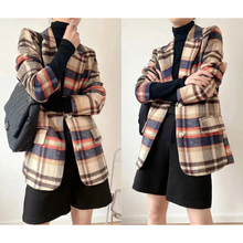 Load image into Gallery viewer, Plaid Blazer
