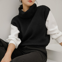 Load image into Gallery viewer, Knit Turtleneck Vest
