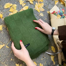 Load image into Gallery viewer, Long Knitted Scarf - Weave Pattern
