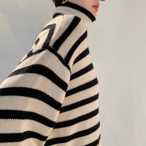 Loose Striped Turtleneck