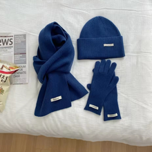 Load image into Gallery viewer, Knit Set (Beanie, Scarf &amp; Gloves)
