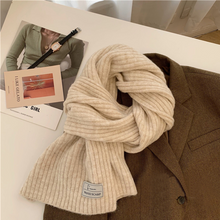 Load image into Gallery viewer, Woolen Scarf
